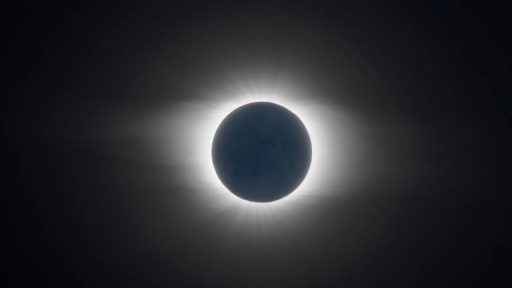imatge eclipsi de sol total